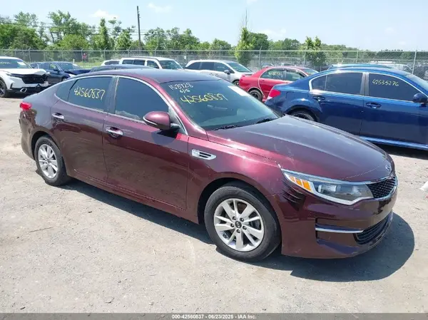 5XXGT4L32JG183016 2018 KIA OPTIMA - Image 1