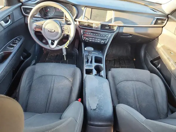 5XXGT4L32JG184389 2018 KIA OPTIMA - Image 8