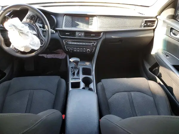 5XXGT4L32JG185638 2018 KIA OPTIMA - Image 8