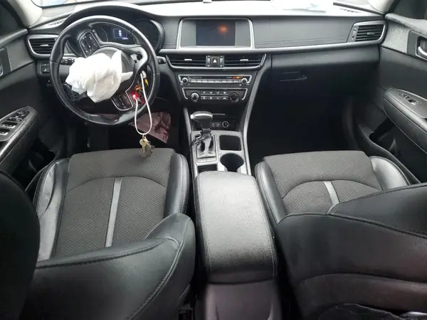 5XXGT4L32JG186188 2018 KIA OPTIMA - Image 8