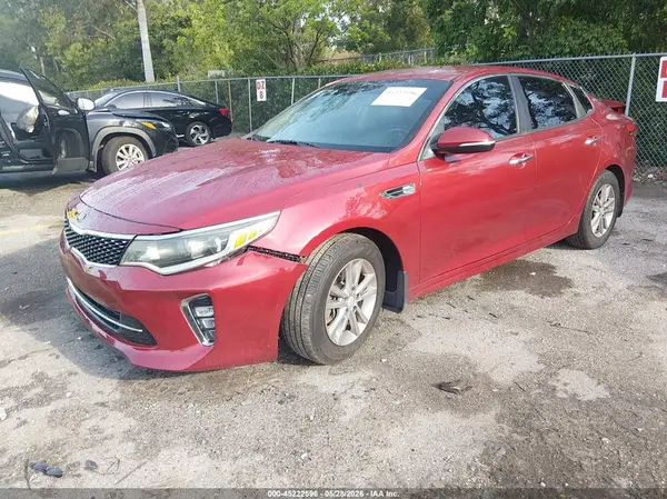5XXGT4L32JG186224 2018 KIA OPTIMA - Image 2
