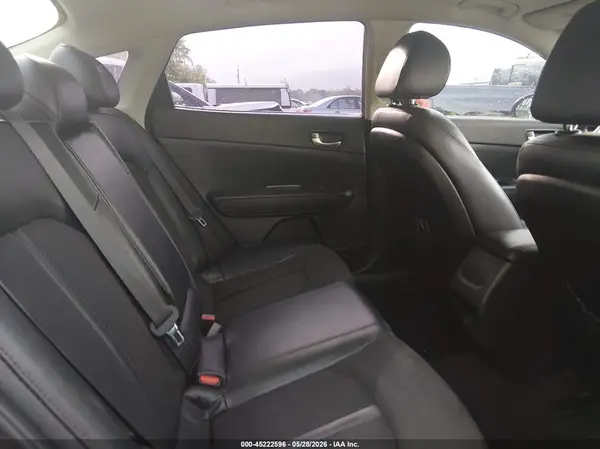 5XXGT4L32JG186224 2018 KIA OPTIMA - Image 8