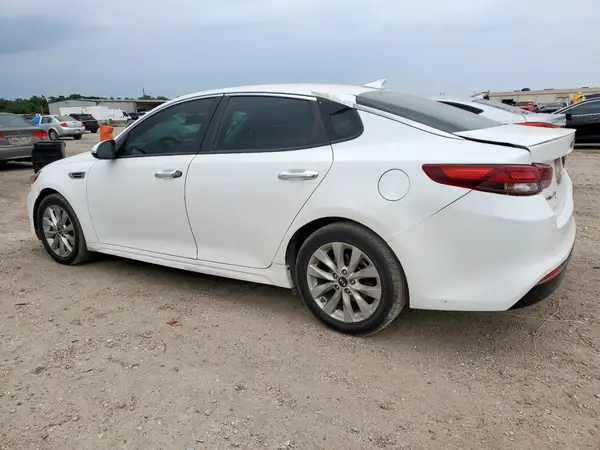 5XXGT4L32JG188376 2018 KIA OPTIMA - Image 2