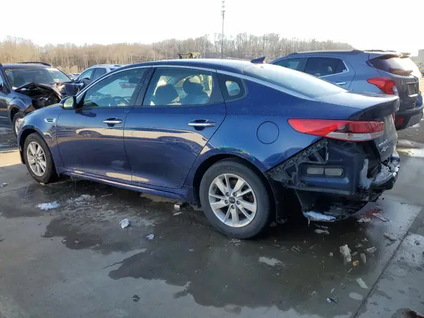 5XXGT4L32JG189088 2018 KIA OPTIMA - Image 2