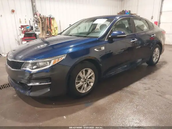 5XXGT4L32JG191164 2018 KIA OPTIMA - Image 2