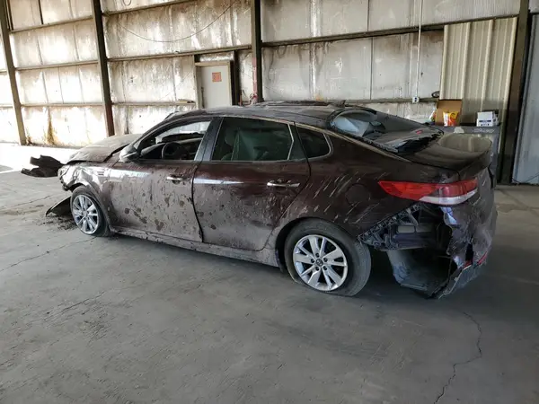 5XXGT4L32JG193898 2018 KIA OPTIMA - Image 2