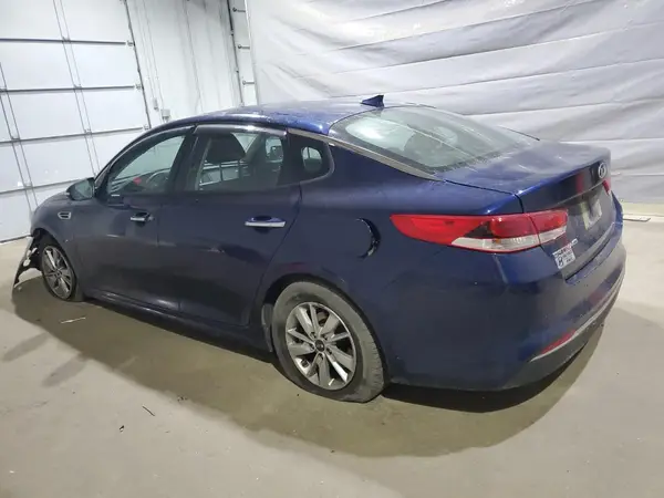 5XXGT4L32JG194355 2018 KIA OPTIMA - Image 2
