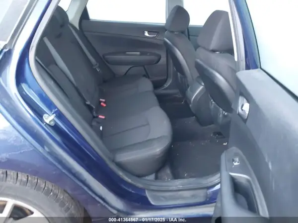 5XXGT4L32JG194758 2018 KIA OPTIMA - Image 8