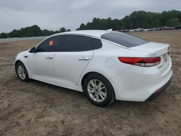 5XXGT4L32JG194999 2018 KIA OPTIMA - Image 2