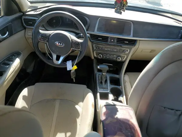 5XXGT4L32JG195103 2018 KIA OPTIMA - Image 8