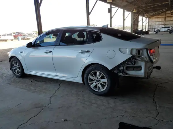 5XXGT4L32JG195442 2018 KIA OPTIMA - Image 2