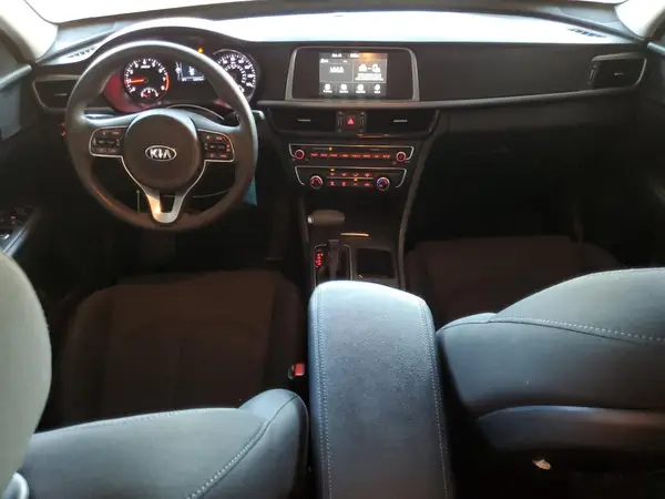 5XXGT4L32JG195442 2018 KIA OPTIMA - Image 8