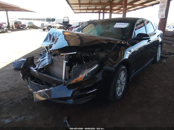 5XXGT4L32JG195893 2018 KIA OPTIMA - Image 2