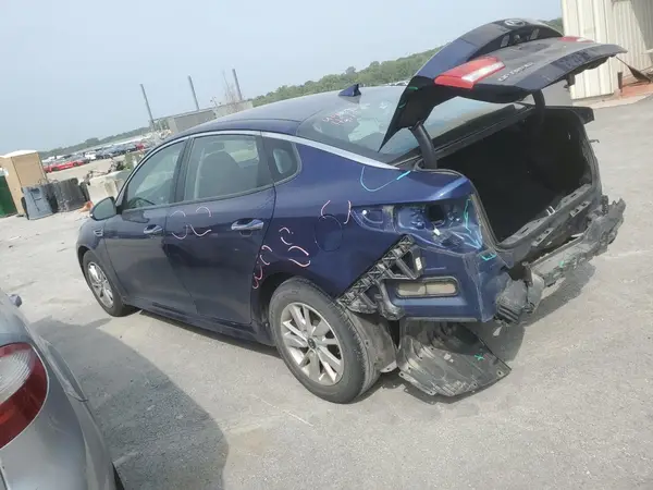 5XXGT4L32JG197613 2018 KIA OPTIMA - Image 2