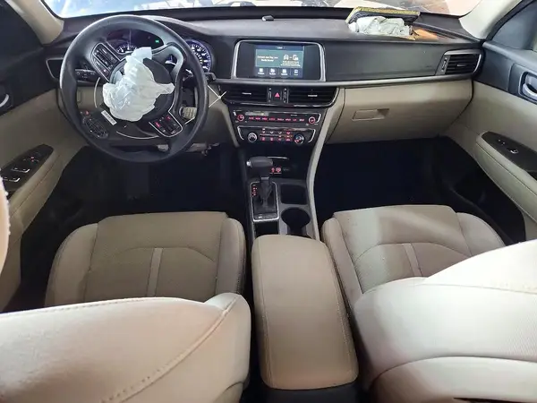 5XXGT4L32JG200249 2018 KIA OPTIMA - Image 8