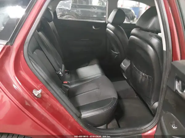 5XXGT4L32JG201353 2018 KIA OPTIMA - Image 8