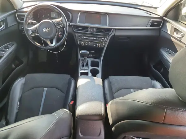 5XXGT4L32JG204608 2018 KIA OPTIMA - Image 8