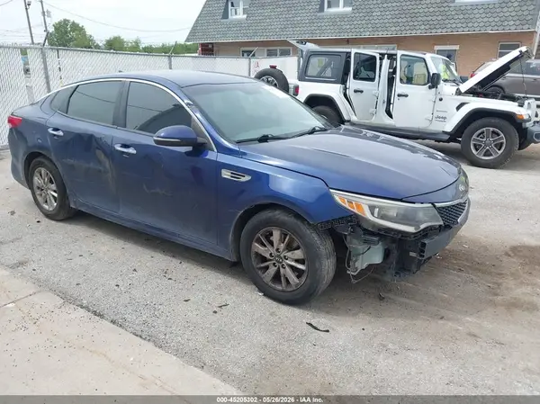 5XXGT4L32JG204950 2018 KIA OPTIMA - Image 1
