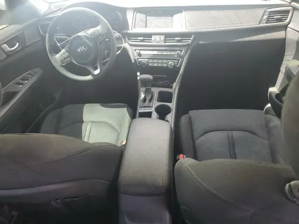5XXGT4L32JG209260 2018 KIA OPTIMA - Image 8