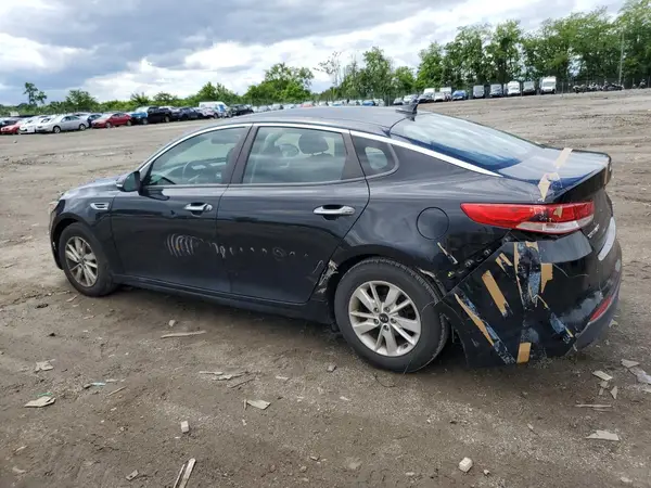 5XXGT4L32JG209338 2018 KIA OPTIMA - Image 2