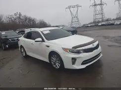 5XXGT4L32JG210702 2018 KIA OPTIMA