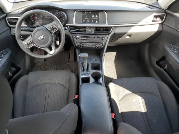 5XXGT4L32JG214362 2018 KIA OPTIMA - Image 8