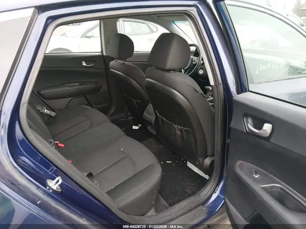 5XXGT4L32JG214829 2018 KIA OPTIMA - Image 8
