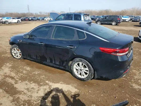 5XXGT4L32JG215513 2018 KIA OPTIMA - Image 2