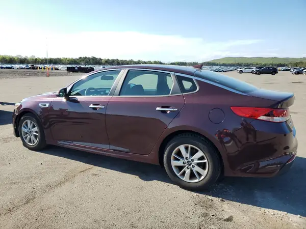5XXGT4L32JG217780 2018 KIA OPTIMA - Image 2