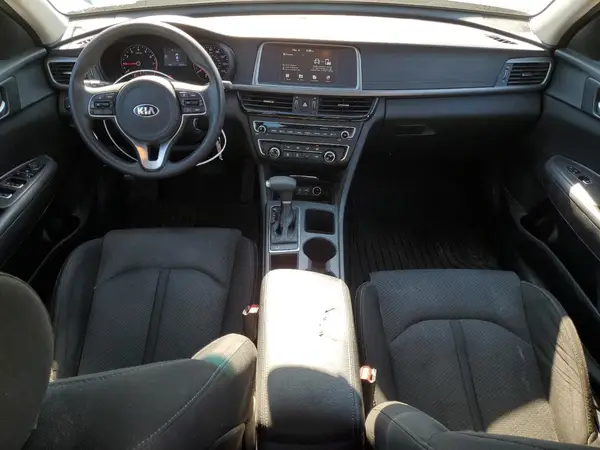 5XXGT4L32JG217780 2018 KIA OPTIMA - Image 8