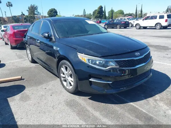 5XXGT4L32JG218170 2018 KIA OPTIMA - Image 1