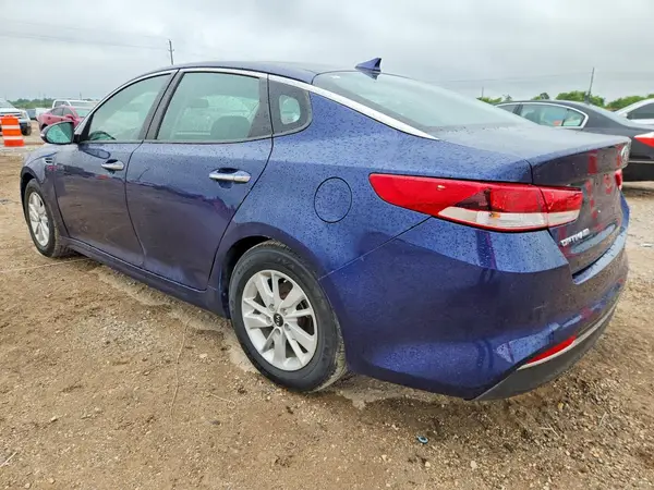 5XXGT4L32JG221263 2018 KIA OPTIMA - Image 2