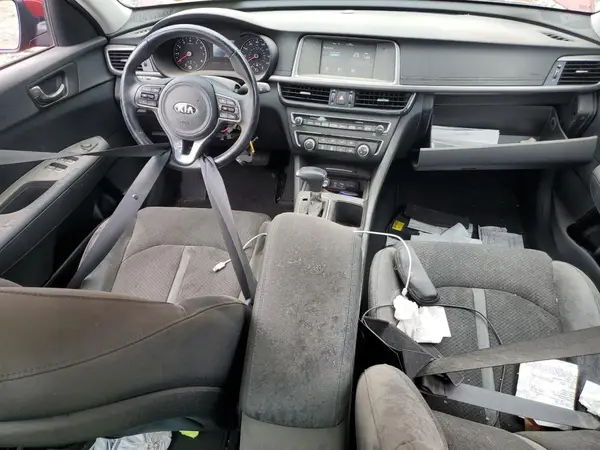 5XXGT4L32JG221358 2018 KIA OPTIMA - Image 8