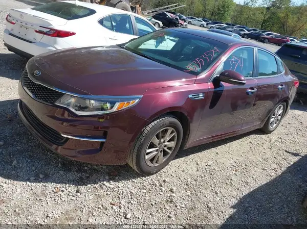 5XXGT4L32JG222316 2018 KIA OPTIMA - Image 2