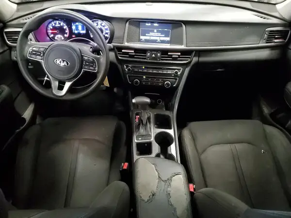 5XXGT4L32JG223790 2018 KIA OPTIMA - Image 8
