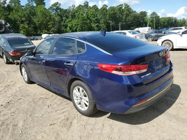 5XXGT4L32JG226155 2018 KIA OPTIMA - Image 2
