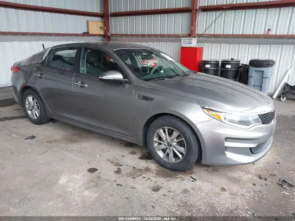 5XXGT4L32JG228407 2018 KIA OPTIMA - Image 1