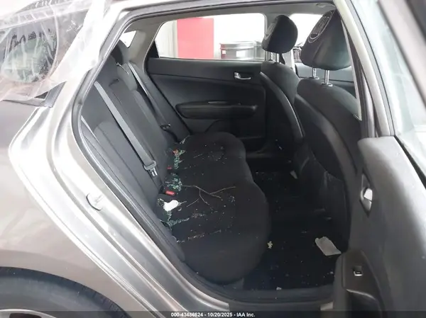 5XXGT4L32JG228407 2018 KIA OPTIMA - Image 8