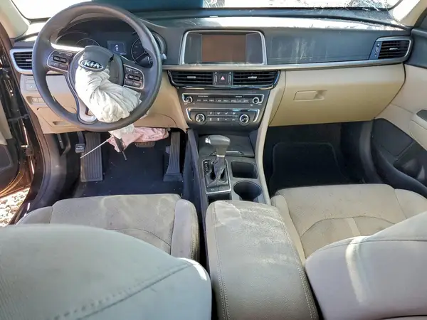 5XXGT4L32JG230948 2018 KIA OPTIMA - Image 8