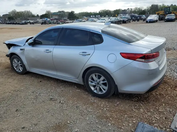 5XXGT4L32JG233333 2018 KIA OPTIMA - Image 2