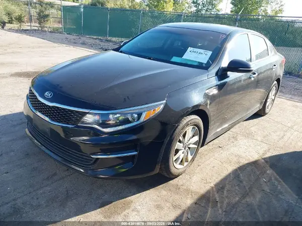 5XXGT4L32JG233512 2018 KIA OPTIMA - Image 2