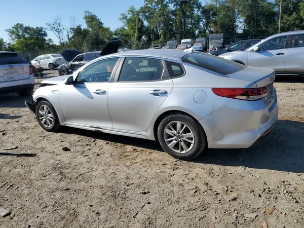 5XXGT4L32JG233672 2018 KIA OPTIMA - Image 2