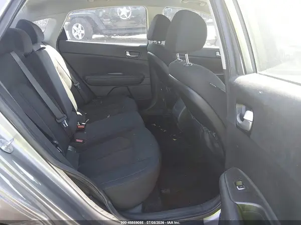 5XXGT4L32JG234532 2018 KIA OPTIMA - Image 8