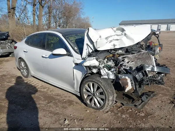 5XXGT4L32JG234613 2018 KIA OPTIMA - Image 1