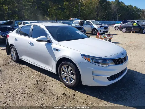 5XXGT4L32JG235891 2018 KIA OPTIMA - Image 1