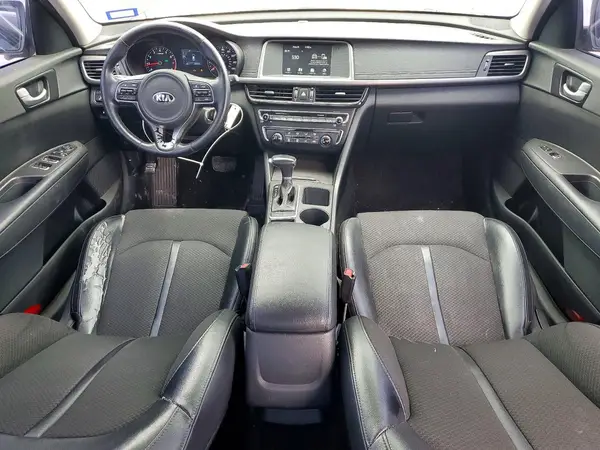 5XXGT4L32JG236622 2018 KIA OPTIMA - Image 8