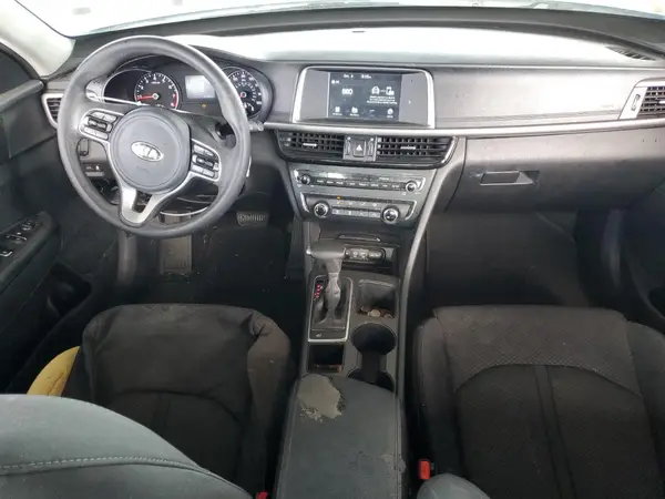 5XXGT4L32JG238404 2018 KIA OPTIMA - Image 8