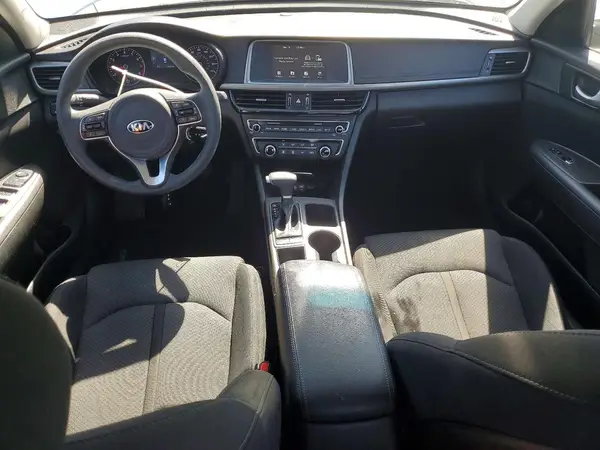 5XXGT4L32JG239892 2018 KIA OPTIMA - Image 8