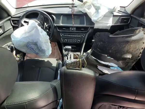 5XXGT4L32JG241044 2018 KIA OPTIMA - Image 8