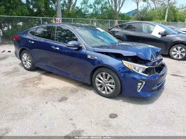 5XXGT4L32JG242744 2018 KIA OPTIMA - Image 1